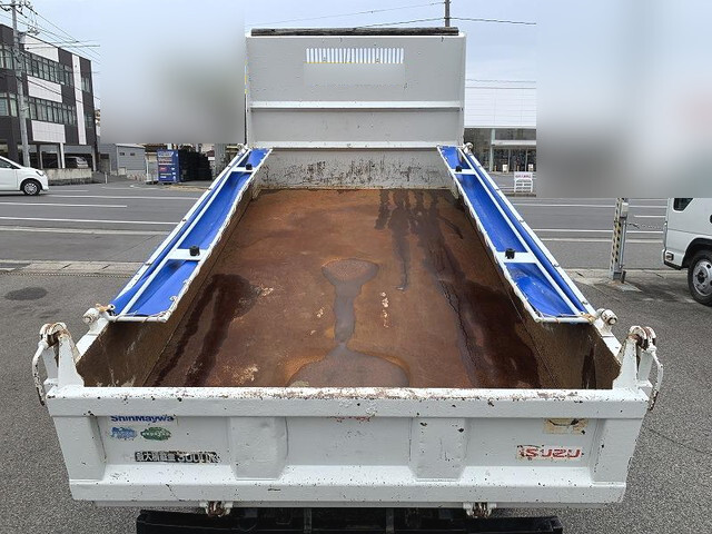 いすゞエルフダンプ小型（2t・3t）[写真05]