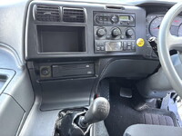 三菱ふそうスーパーグレート冷蔵冷凍ウイング大型（10t）[写真34]