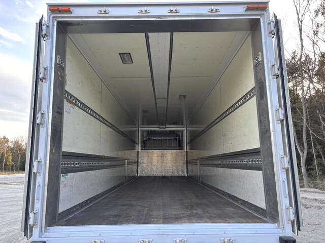 三菱ふそうスーパーグレート冷蔵冷凍ウイング大型（10t）[写真07]