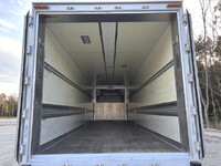 三菱ふそうスーパーグレート冷蔵冷凍ウイング大型（10t）[写真08]