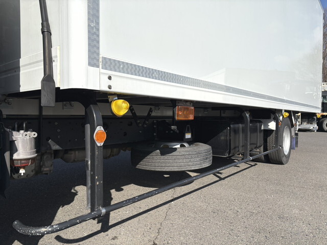 日野レンジャー冷凍車（冷蔵車）中型（4t）[写真18]