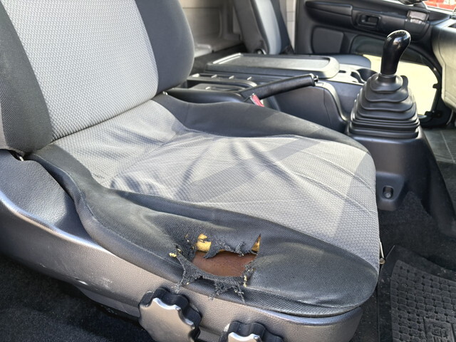 日野レンジャー冷凍車（冷蔵車）中型（4t）[写真28]