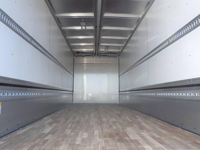 三菱ふそうファイターアルミウイング中型（4t）[写真10]