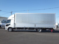 三菱ふそうファイターアルミウイング中型（4t）[写真12]