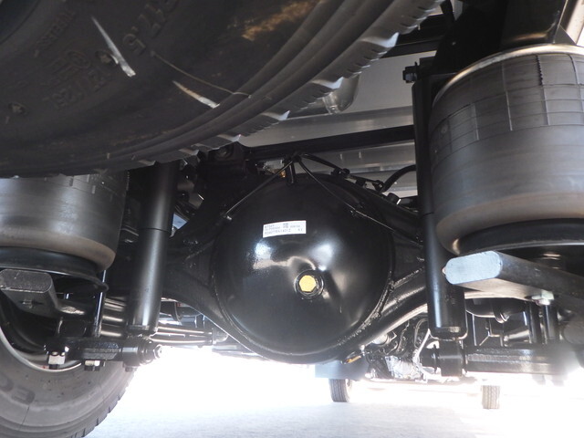 三菱ふそうファイターアルミウイング中型（4t）[写真17]