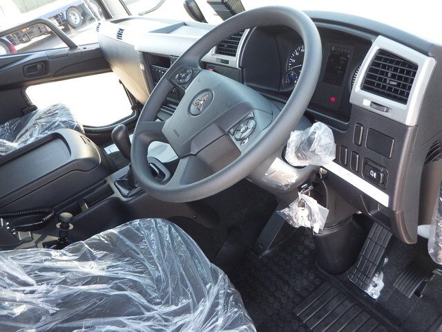 三菱ふそうファイターアルミウイング中型（4t）[写真19]