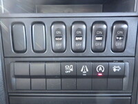 三菱ふそうファイターアルミウイング中型（4t）[写真24]