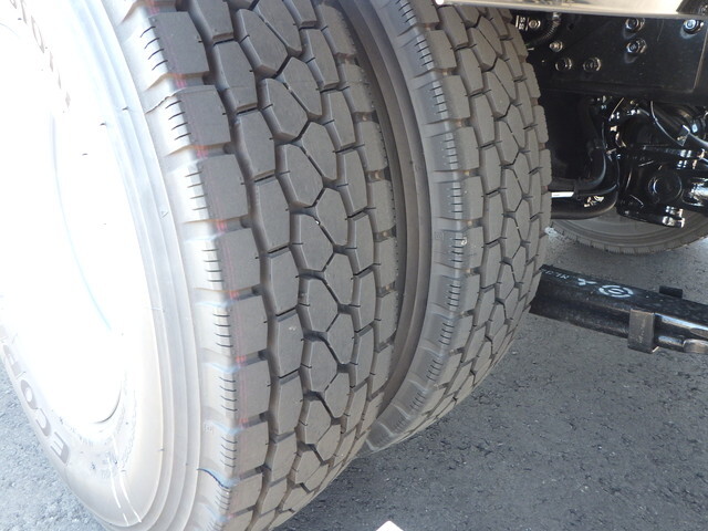 三菱ふそうファイターアルミウイング中型（4t）[写真31]