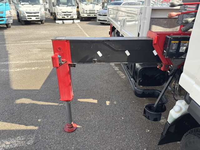 いすゞエルフクレーン4段小型（2t・3t）[写真13]