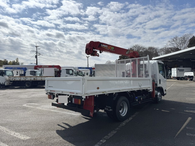 いすゞエルフクレーン4段小型（2t・3t）[写真02]