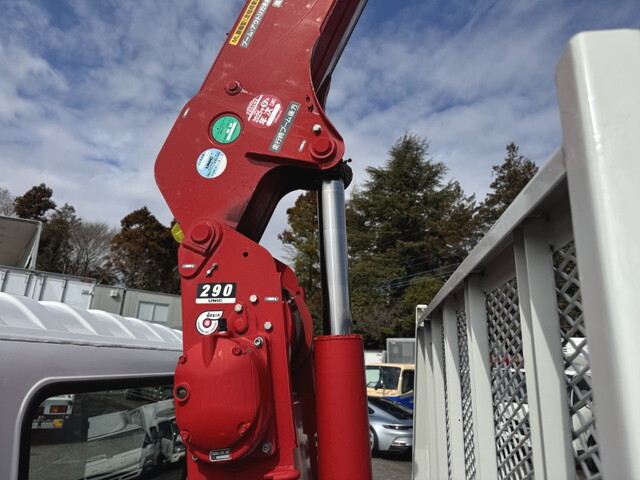 いすゞエルフクレーン4段小型（2t・3t）[写真25]