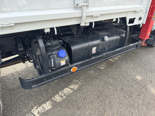 いすゞエルフクレーン4段小型（2t・3t）[写真38]