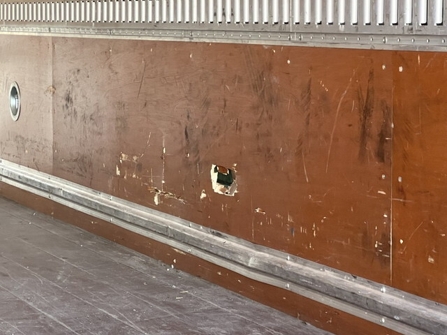 三菱ふそうファイターアルミバン中型（4t）[写真14]