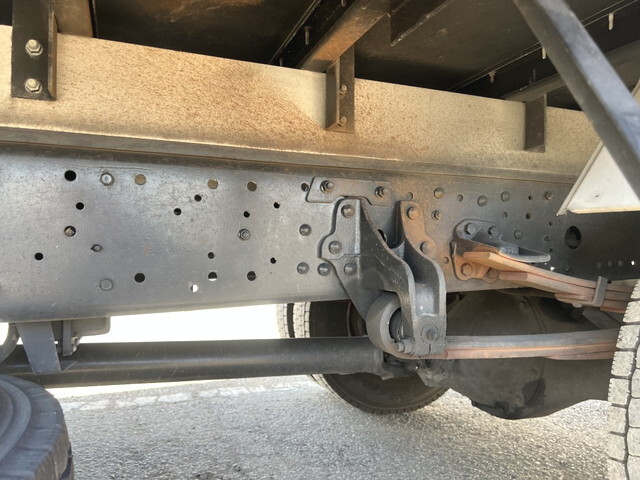 三菱ふそうファイターアルミバン中型（4t）[写真31]