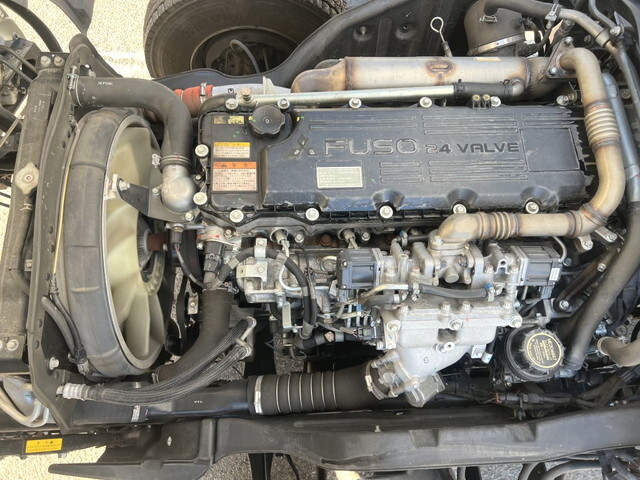 三菱ふそうファイターアルミバン中型（4t）[写真34]
