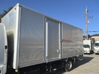 三菱ふそうファイターアルミバン中型（4t）[写真07]