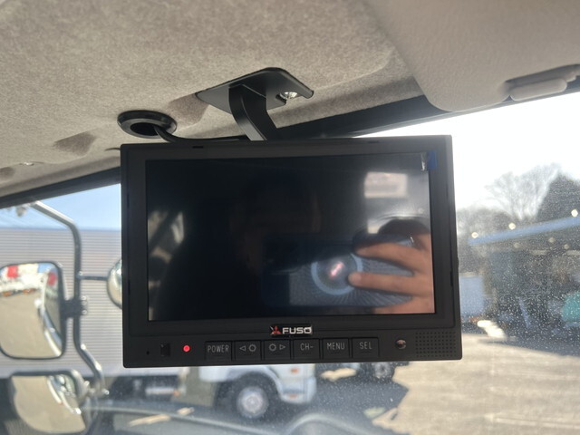 三菱ふそうファイターコンテナ専用車中型（4t）[写真11]