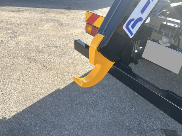 三菱ふそうファイターコンテナ専用車中型（4t）[写真34]