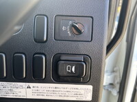 三菱ふそうファイターコンテナ専用車中型（4t）[写真08]