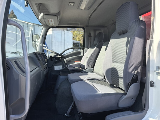 いすゞフォワードクレーン4段中型（4t）[写真25]