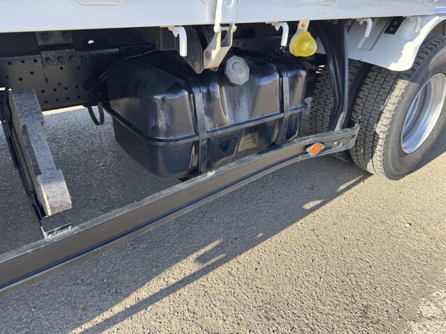 いすゞフォワードクレーン4段中型（4t）[写真38]