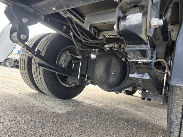 日野デュトロ平ボディ小型（2t・3t）[写真32]