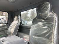 いすゞフォワード散水車中型（4t）[写真19]