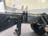 いすゞフォワード散水車中型（4t）[写真22]