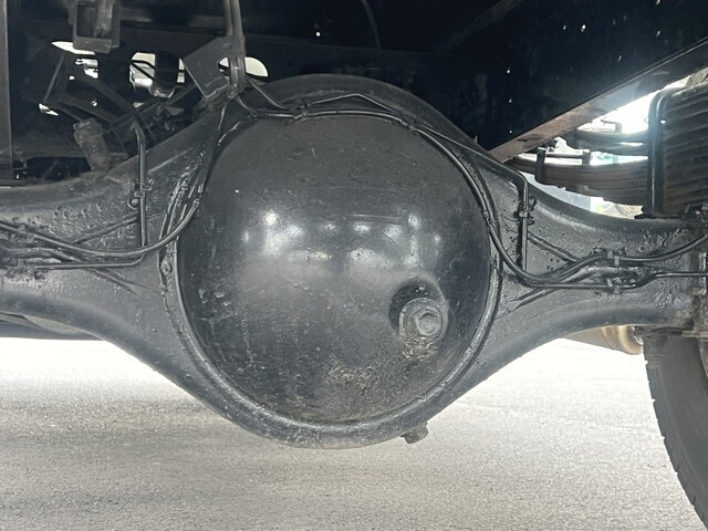 いすゞフォワード散水車中型（4t）[写真22]