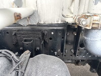 いすゞフォワード散水車中型（4t）[写真28]