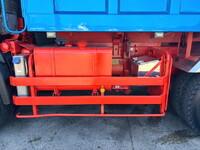 UDトラックスクオン深ダンプ（土砂禁ダンプ）大型（10t）[写真19]