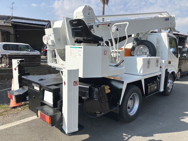 日野デュトロ穴掘建柱車小型（2t・3t）[写真02]