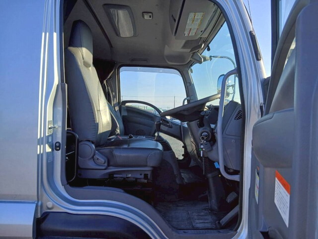 いすゞフォワードクレーン4段増トン（6t・8t）[写真20]