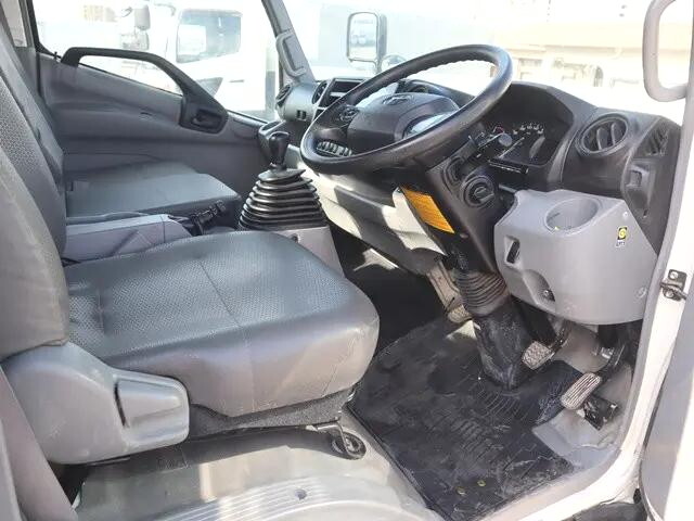 トヨタダイナクレーン3段小型（2t・3t）[写真27]