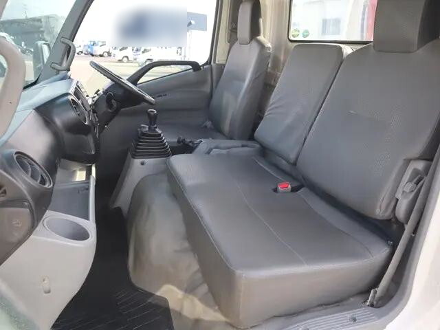 トヨタダイナクレーン3段小型（2t・3t）[写真30]