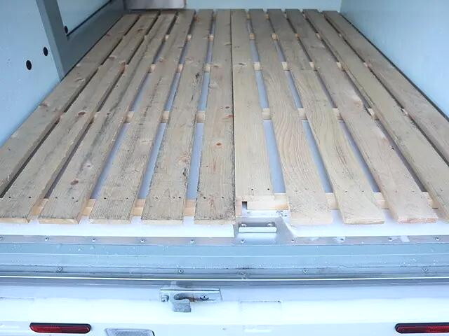 その他のメーカーその他の車種冷凍車（冷蔵車）小型（2t・3t）[写真10]