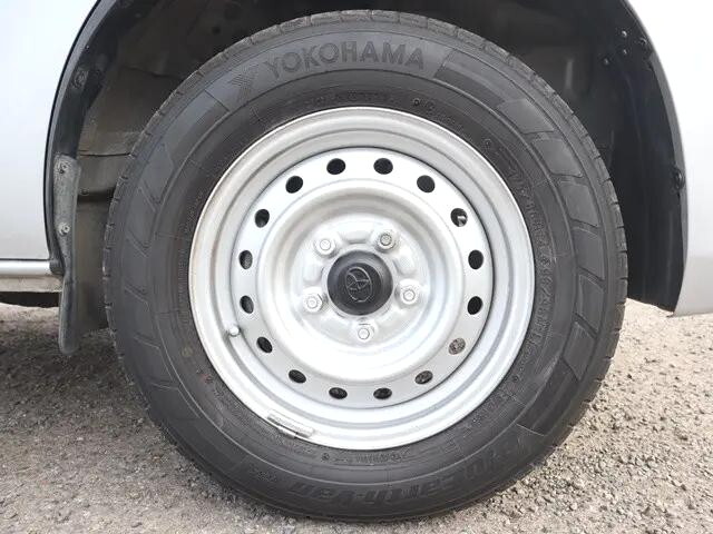 トヨタタウンエース平ボディ小型（2t・3t）[写真17]