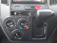 トヨタタウンエース平ボディ小型（2t・3t）[写真33]