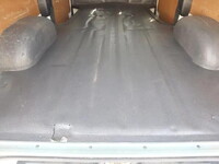 トヨタハイエースバン小型（2t・3t）[写真13]