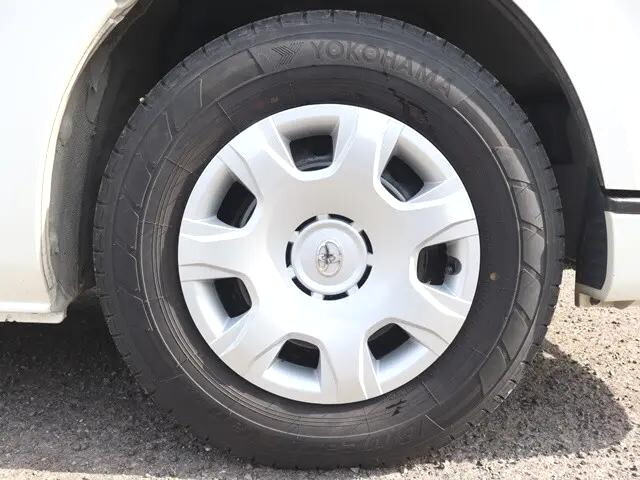 トヨタハイエースバン小型（2t・3t）[写真21]