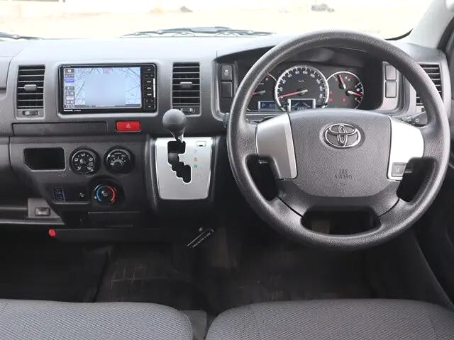 トヨタハイエースバン小型（2t・3t）[写真40]