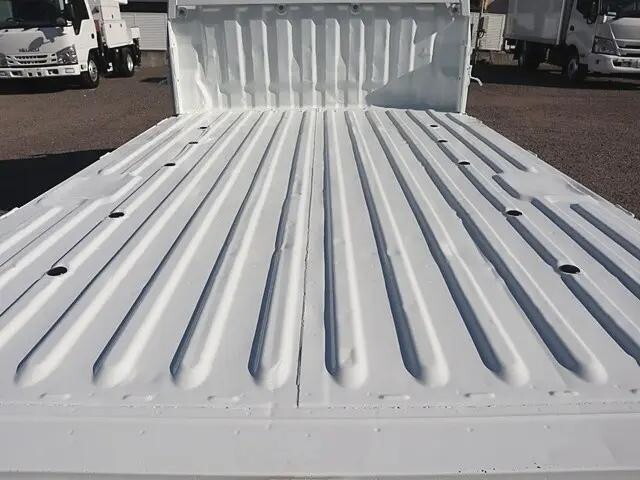 トヨタライトエース平ボディ小型（2t・3t）[写真09]