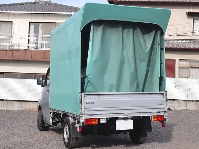 トヨタライトエース幌車小型（2t・3t）[写真03]