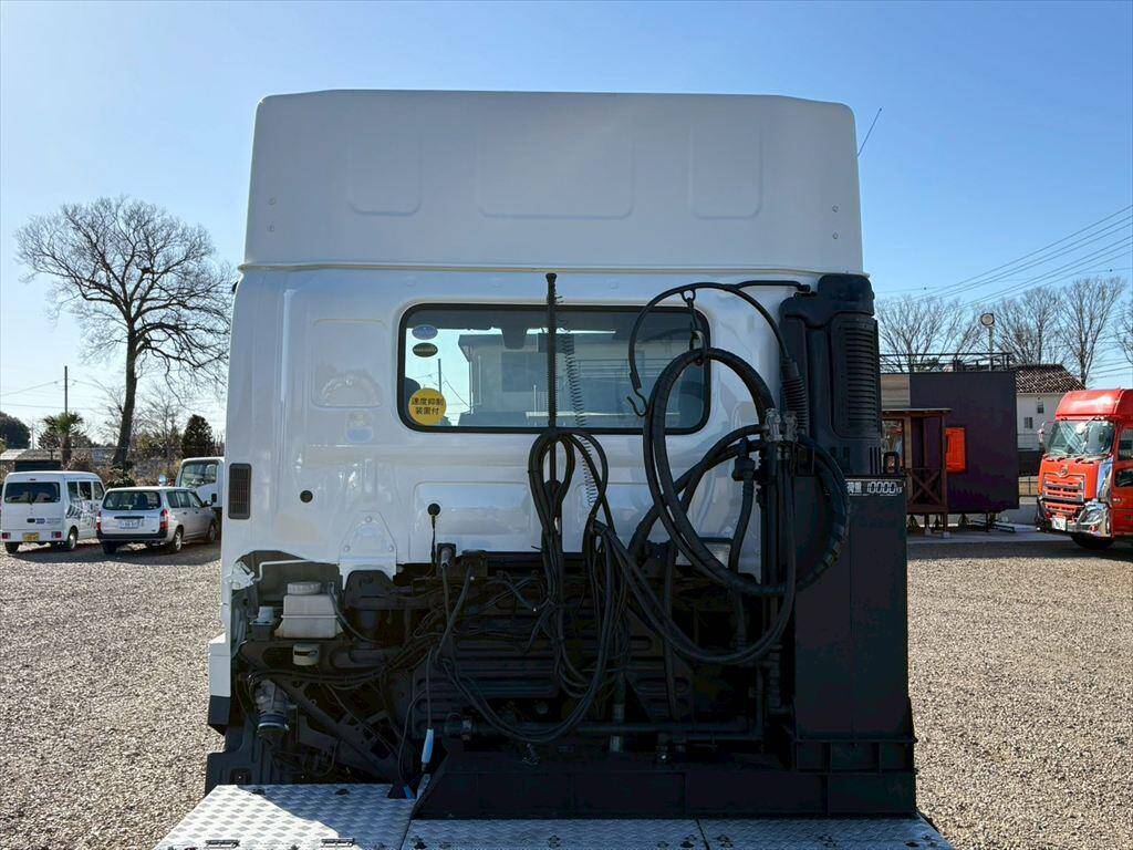 日野プロフィアトレーラーヘッド（トラクターヘッド）大型（10t）[写真06]