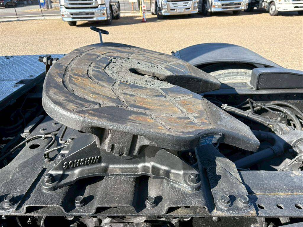 日野プロフィアトレーラーヘッド（トラクターヘッド）大型（10t）[写真09]