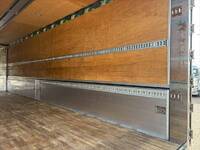 いすゞギガアルミウイング大型（10t）[写真11]