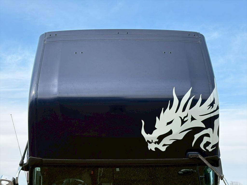 いすゞギガアルミウイング大型（10t）[写真20]