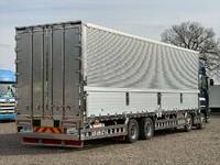 いすゞギガアルミウイング大型（10t）[写真05]