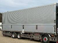 いすゞギガアルミウイング大型（10t）[写真06]