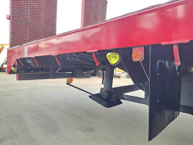 UDトラックスクオンヒップリフター大型（10t）[写真19]